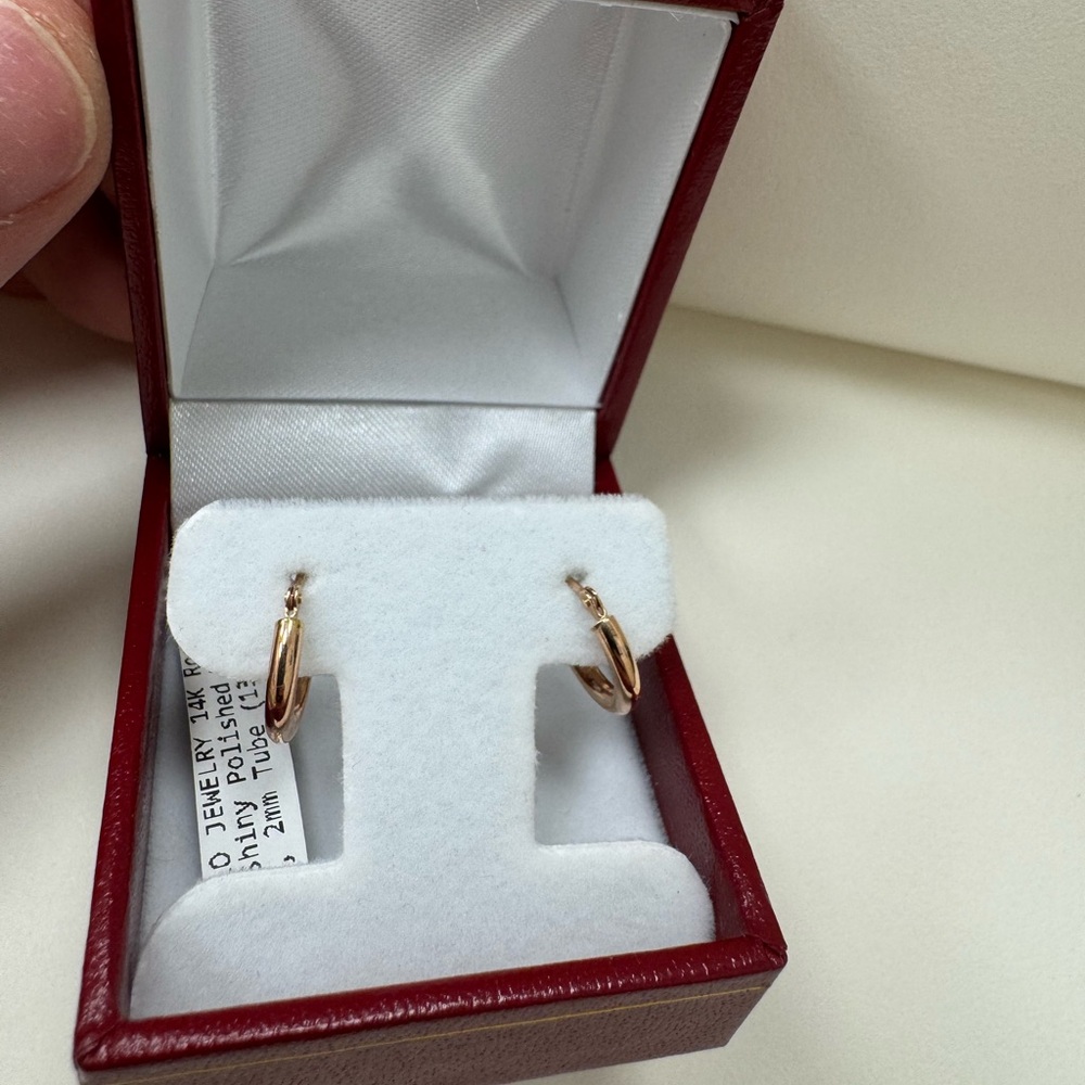 TILO 14K Rose Gold Dainty Hoop Earrings 0.5g